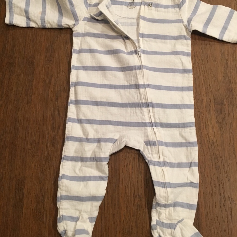 Aden and Anais sleeper